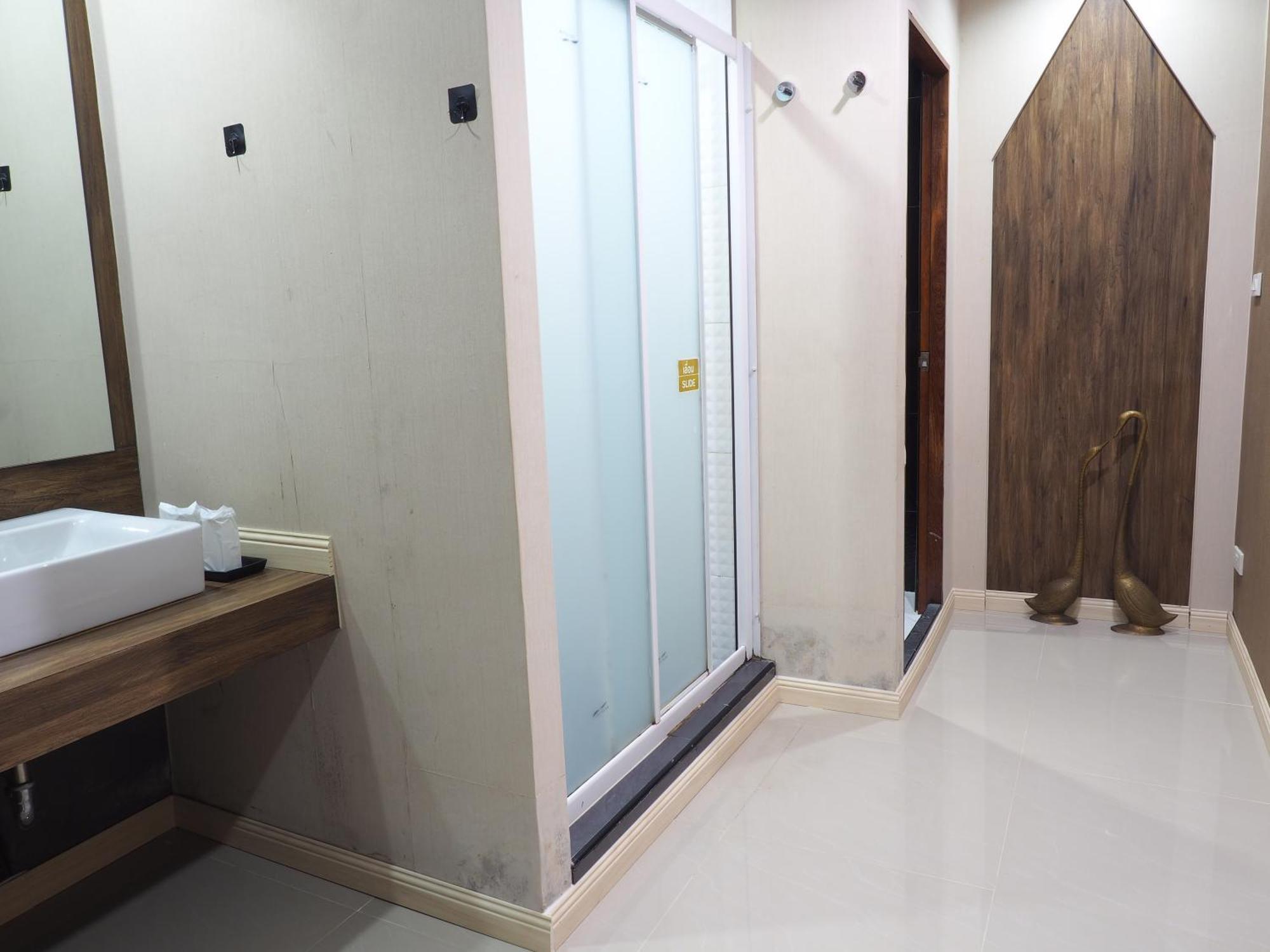 Baan Keang Chon Ayutthaya บ้านเคียงชล อยุธยา Ngoại thất bức ảnh
