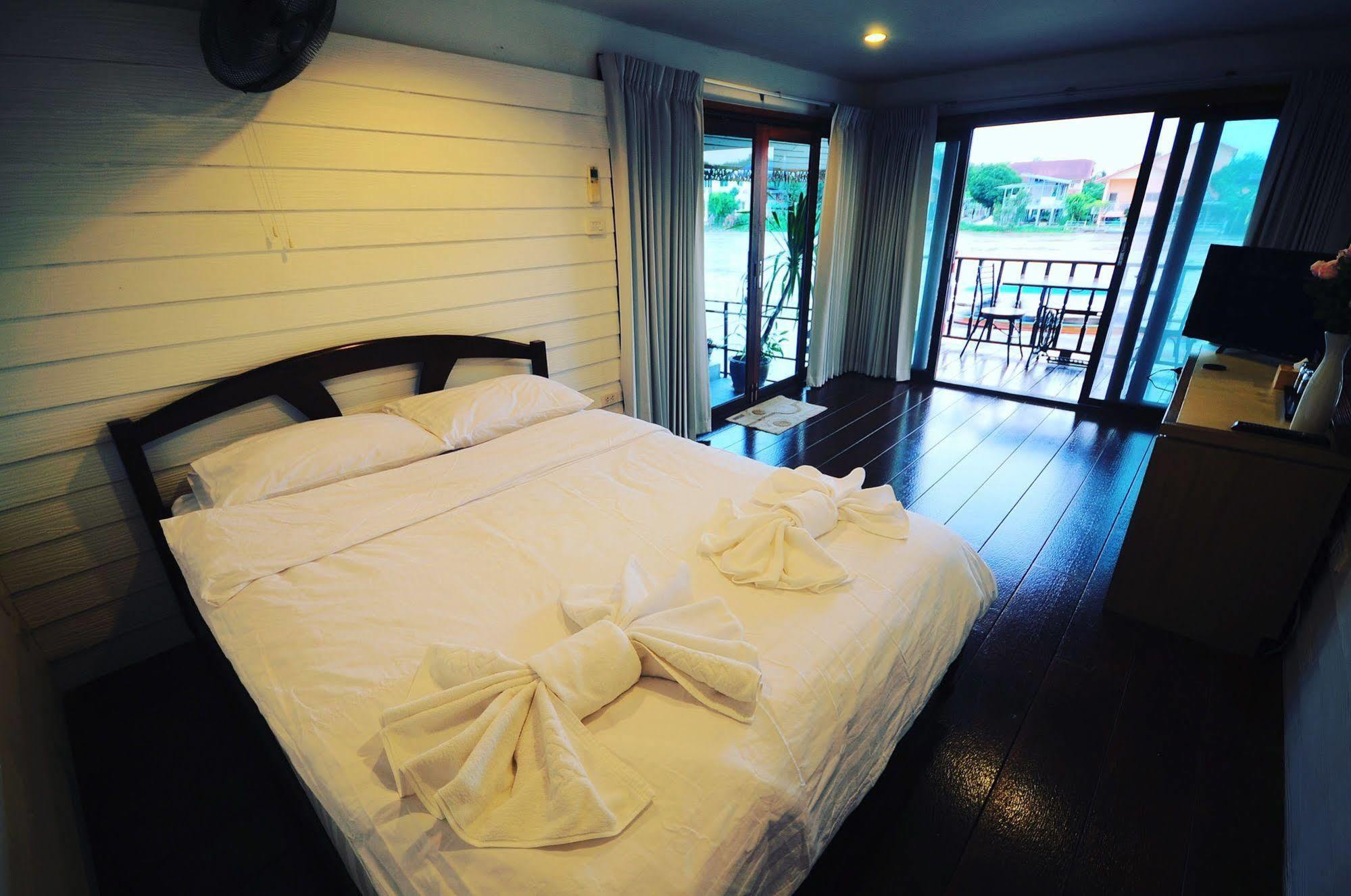 Baan Keang Chon Ayutthaya บ้านเคียงชล อยุธยา Ngoại thất bức ảnh