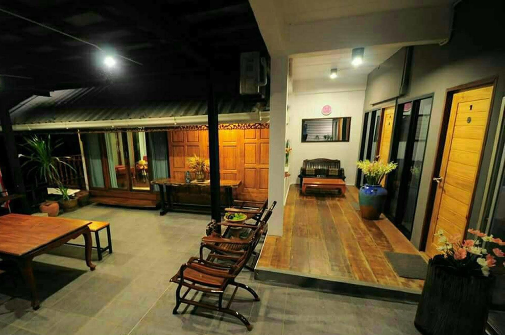 Baan Keang Chon Ayutthaya บ้านเคียงชล อยุธยา Ngoại thất bức ảnh