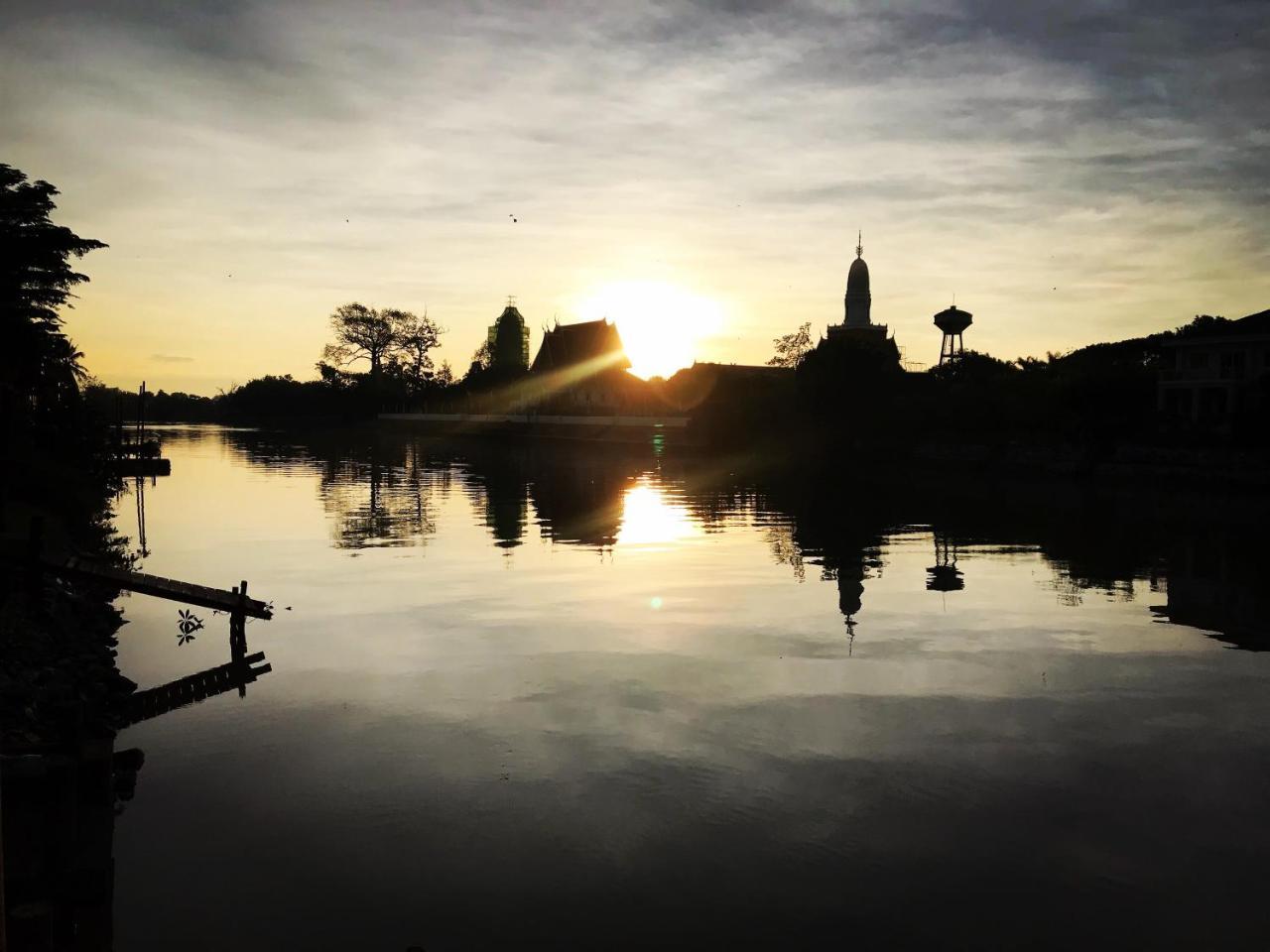 Baan Keang Chon Ayutthaya บ้านเคียงชล อยุธยา Ngoại thất bức ảnh